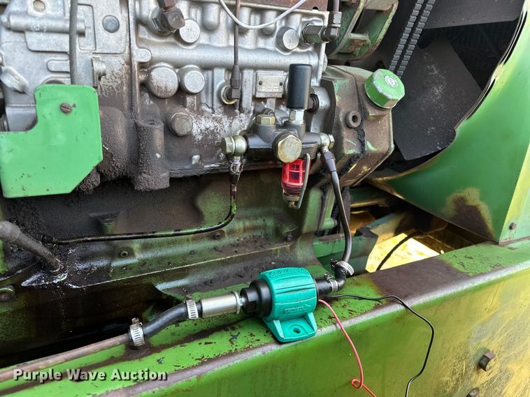 image for item OM9952 1978 John Deere 8430 4WD tractor