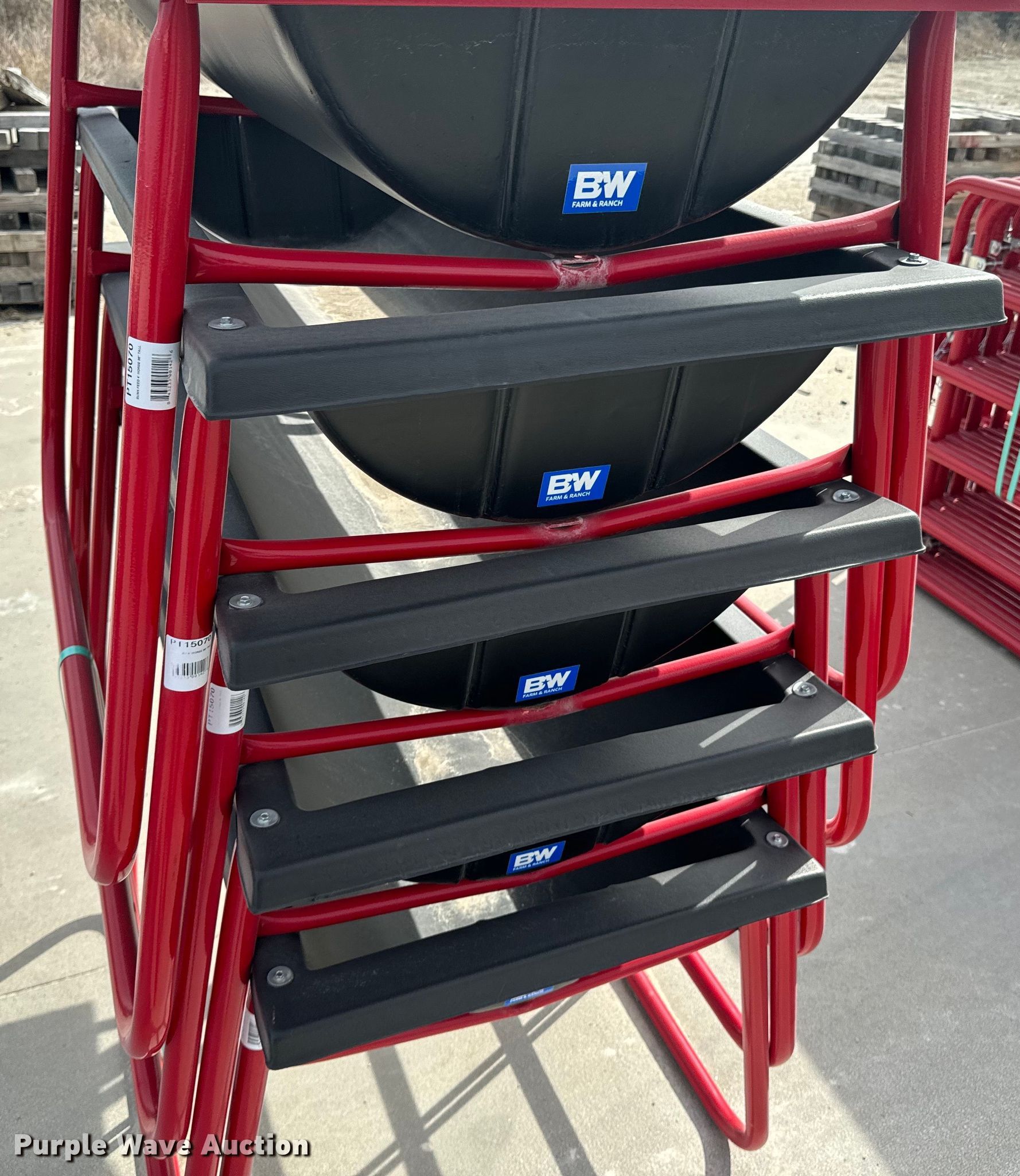 (5) B&W PT15070 bunk feeders in Humboldt, KS Item OJ9608 for sale