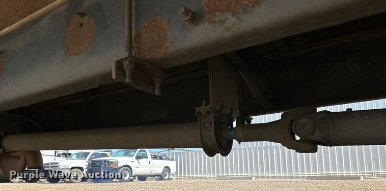 image for item DG4283 2005 International 4300 box truck