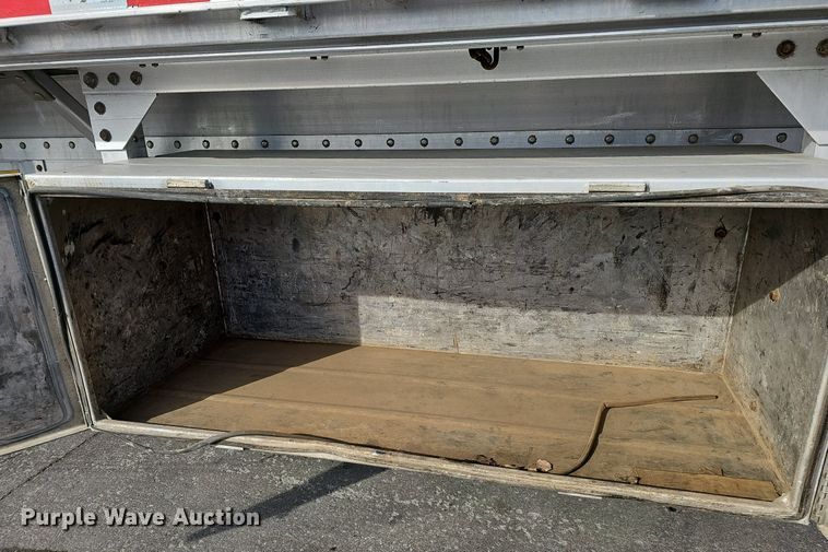 image for item DK0727 2013 Great Dane FXP-0027-00048 flatbed trailer