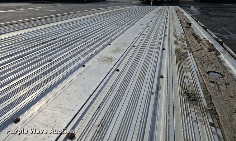 image for item DK0727 2013 Great Dane FXP-0027-00048 flatbed trailer