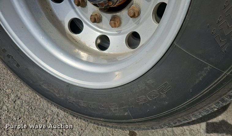 image for item DK0727 2013 Great Dane FXP-0027-00048 flatbed trailer