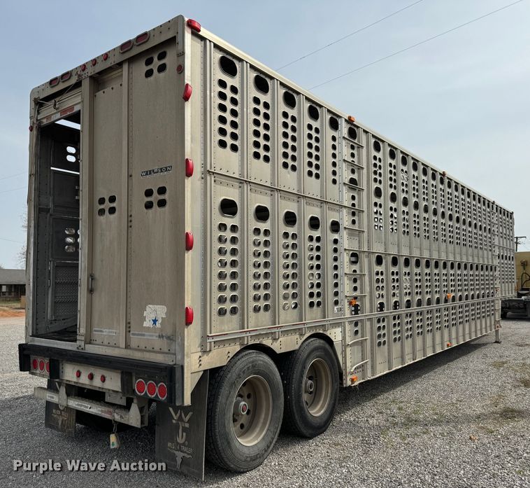 image for item DK6789 2007 Wilson PSDCL-402 livestock trailer