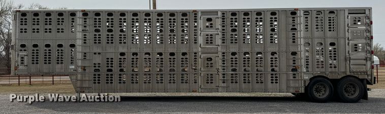 image for item DK6789 2007 Wilson PSDCL-402 livestock trailer