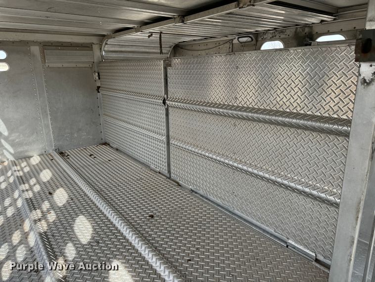 image for item DK6789 2007 Wilson PSDCL-402 livestock trailer