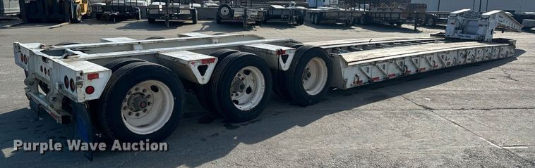 image for item DL4404 2001 Trail King Industries TK110HDG lowboy equipment trailer