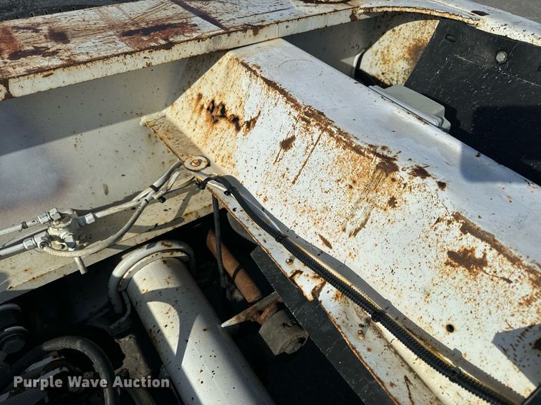 image for item DL4404 2001 Trail King Industries TK110HDG lowboy equipment trailer