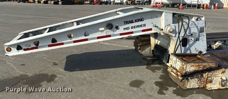 image for item DL4404 2001 Trail King Industries TK110HDG lowboy equipment trailer