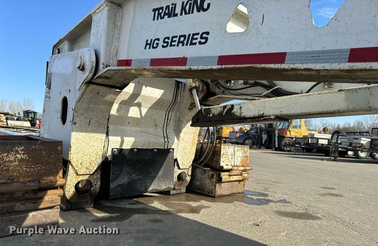 image for item DL4404 2001 Trail King Industries TK110HDG lowboy equipment trailer