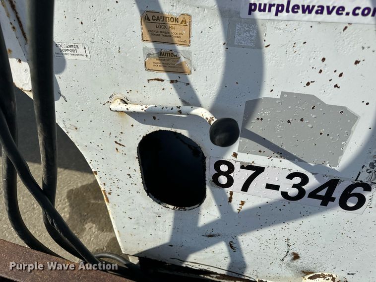 image for item DL4404 2001 Trail King Industries TK110HDG lowboy equipment trailer