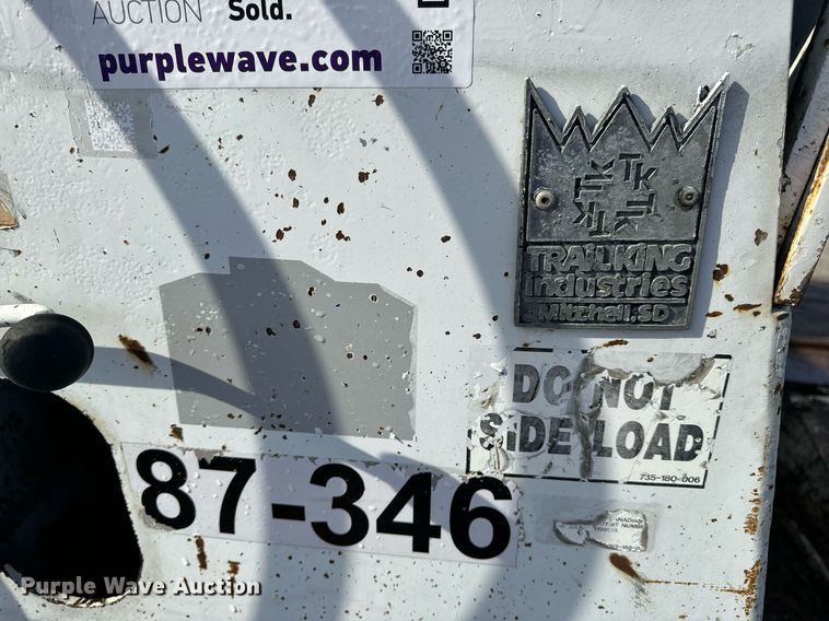 image for item DL4404 2001 Trail King Industries TK110HDG lowboy equipment trailer