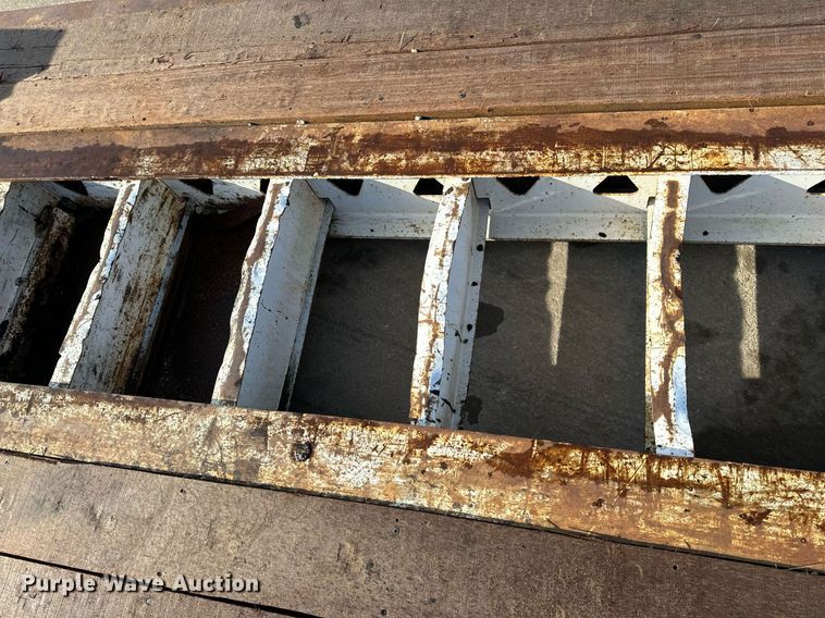 image for item DL4404 2001 Trail King Industries TK110HDG lowboy equipment trailer