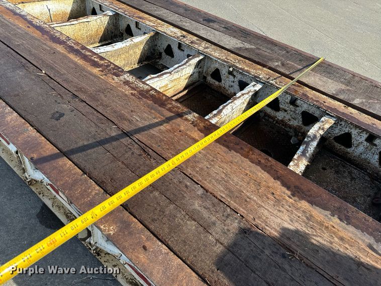 image for item DL4404 2001 Trail King Industries TK110HDG lowboy equipment trailer