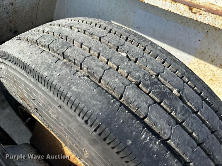 image for item DL4404 2001 Trail King Industries TK110HDG lowboy equipment trailer