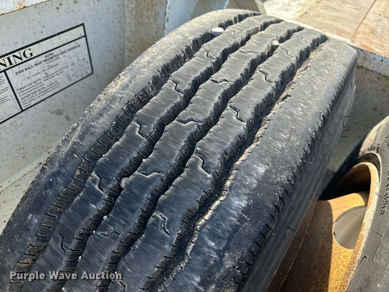 image for item DL4404 2001 Trail King Industries TK110HDG lowboy equipment trailer