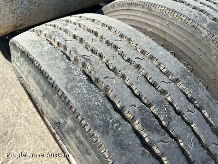 image for item DL4404 2001 Trail King Industries TK110HDG lowboy equipment trailer