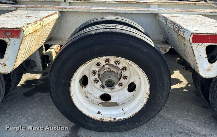 image for item DL4404 2001 Trail King Industries TK110HDG lowboy equipment trailer