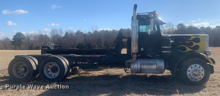 image for item DM7766 1980 Peterbilt 359 dump truck