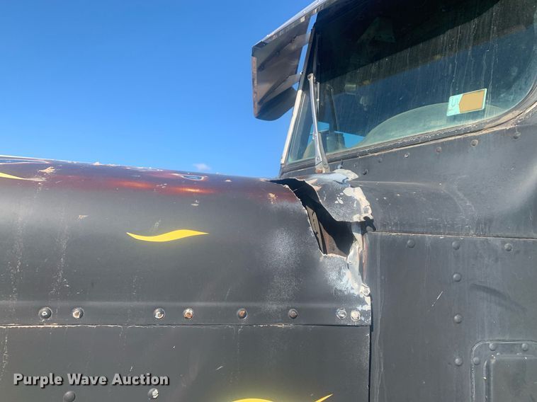 image for item DM7766 1980 Peterbilt 359 dump truck