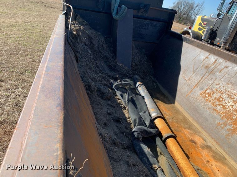 image for item DM7766 1980 Peterbilt 359 dump truck