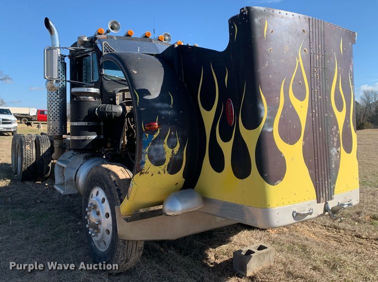 image for item DM7766 1980 Peterbilt 359 dump truck