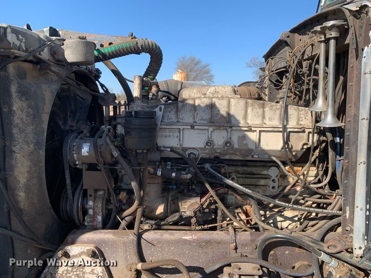 image for item DM7766 1980 Peterbilt 359 dump truck