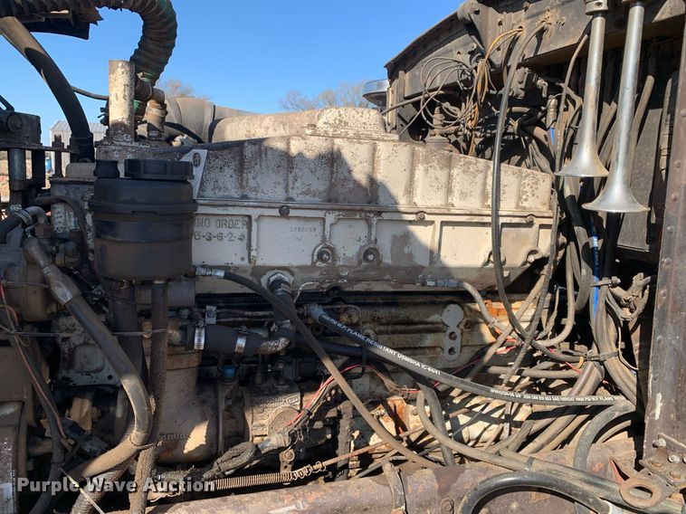 image for item DM7766 1980 Peterbilt 359 dump truck