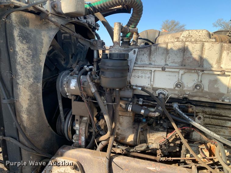 image for item DM7766 1980 Peterbilt 359 dump truck