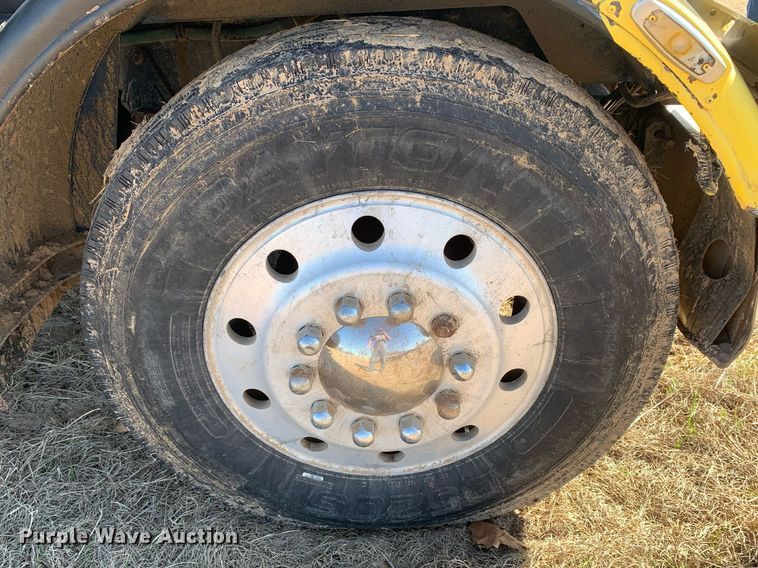 image for item DM7766 1980 Peterbilt 359 dump truck