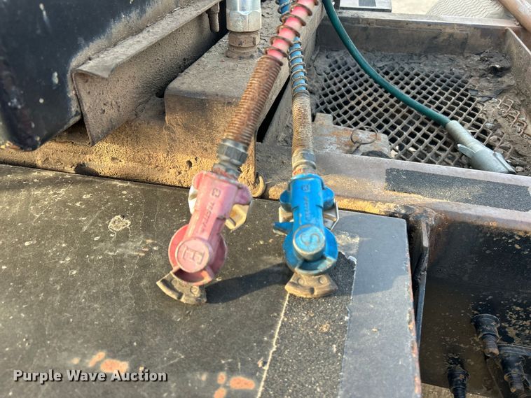 image for item DN0717 1998 Mack CH613 semi truck