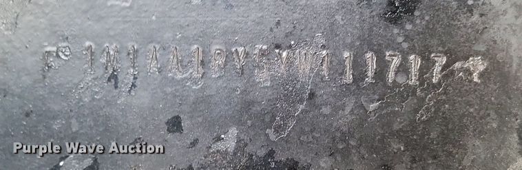 image for item DO4840 1999 Mack  CH600 semi truck