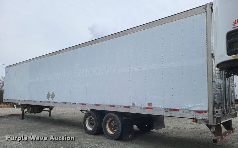 image for item DO4841 2008 Utility  3000R refrigerated van trailer