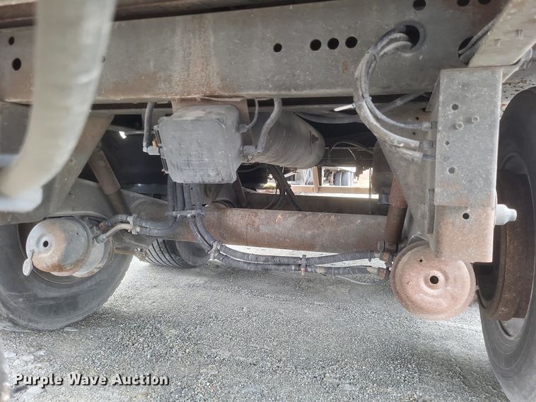 image for item DO4841 2008 Utility  3000R refrigerated van trailer