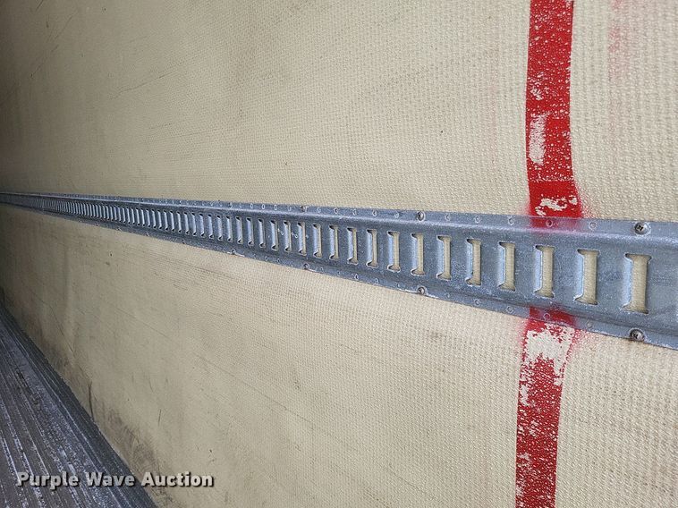 image for item DO4841 2008 Utility  3000R refrigerated van trailer