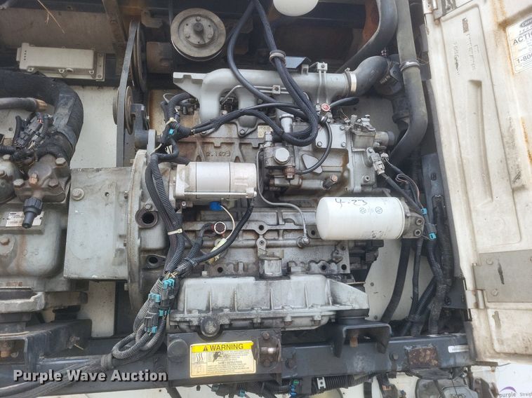 image for item DO4841 2008 Utility  3000R refrigerated van trailer