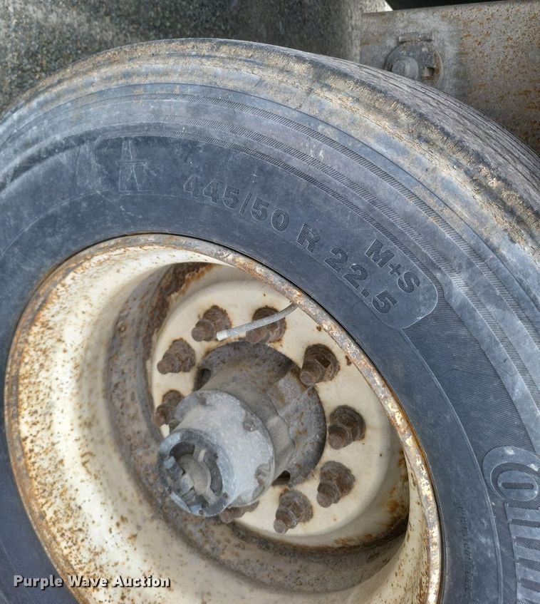 image for item DO4841 2008 Utility  3000R refrigerated van trailer