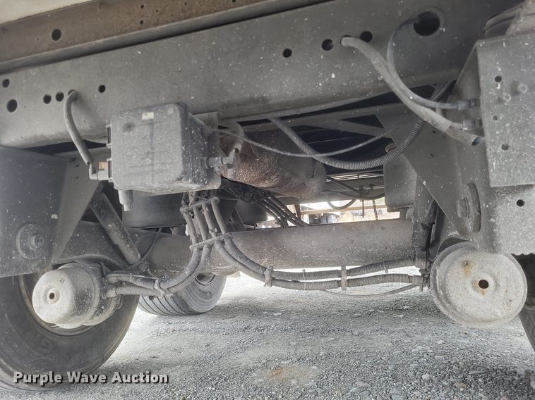 image for item DO4842 2008 Utility 3000R refrigerated van trailer