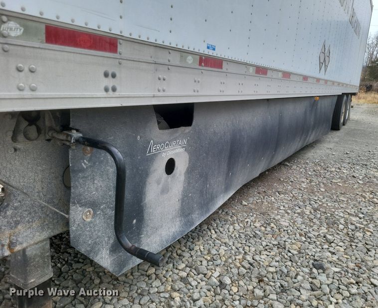 image for item DO4842 2008 Utility 3000R refrigerated van trailer