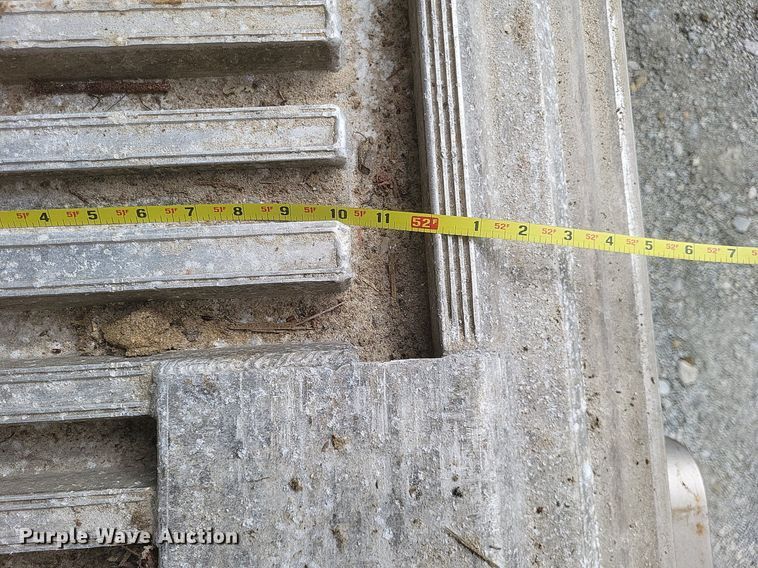 image for item DO4842 2008 Utility 3000R refrigerated van trailer