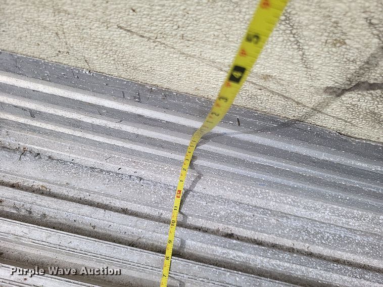 image for item DO4842 2008 Utility 3000R refrigerated van trailer