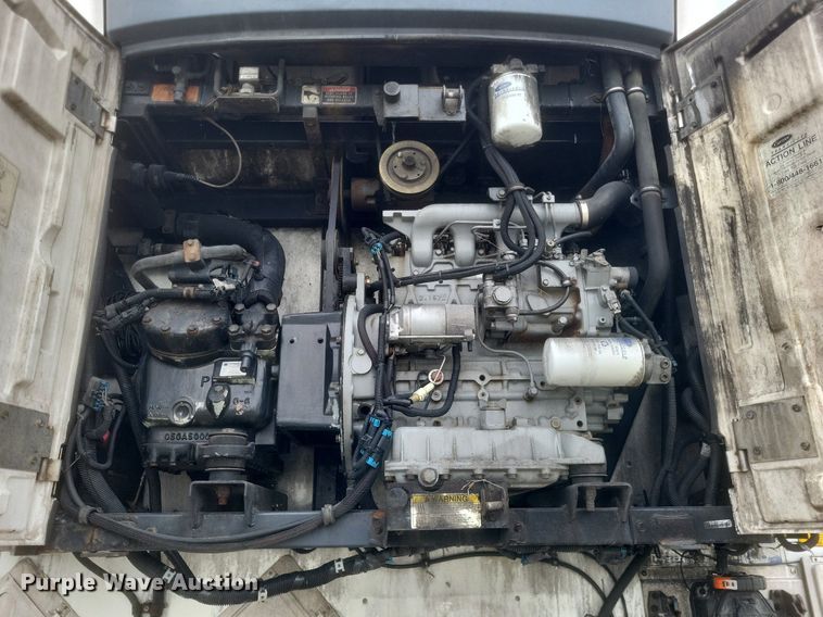 image for item DO4842 2008 Utility 3000R refrigerated van trailer