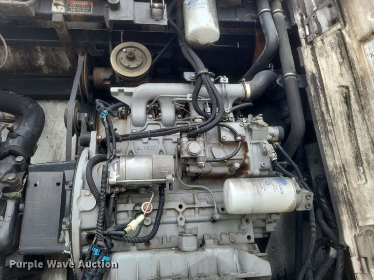 image for item DO4842 2008 Utility 3000R refrigerated van trailer