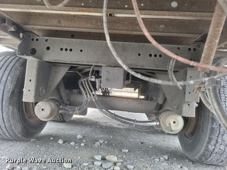 image for item DO4843 2008 Utility  3000R refrigerated van trailer