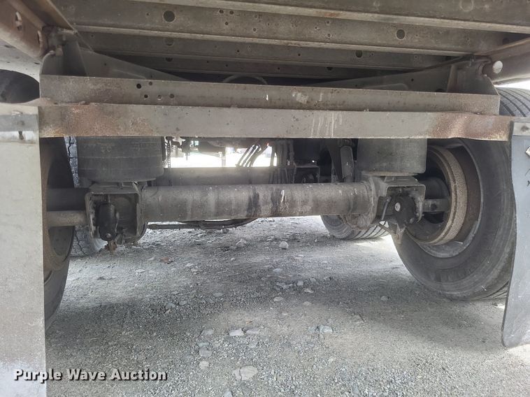 image for item DO4843 2008 Utility  3000R refrigerated van trailer