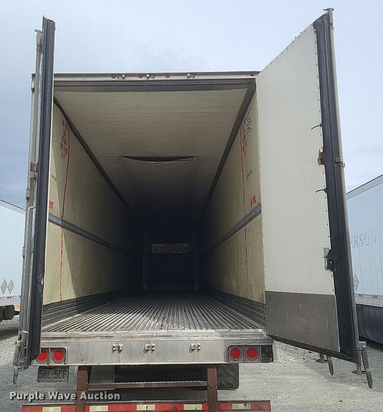 image for item DO4843 2008 Utility  3000R refrigerated van trailer