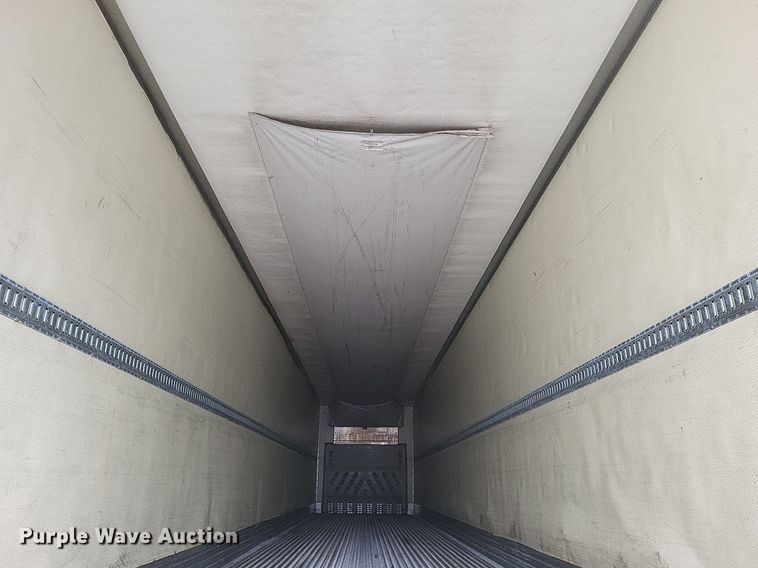 image for item DO4843 2008 Utility  3000R refrigerated van trailer