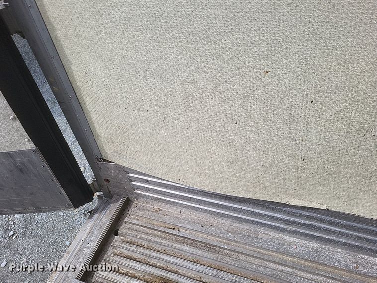 image for item DO4843 2008 Utility  3000R refrigerated van trailer