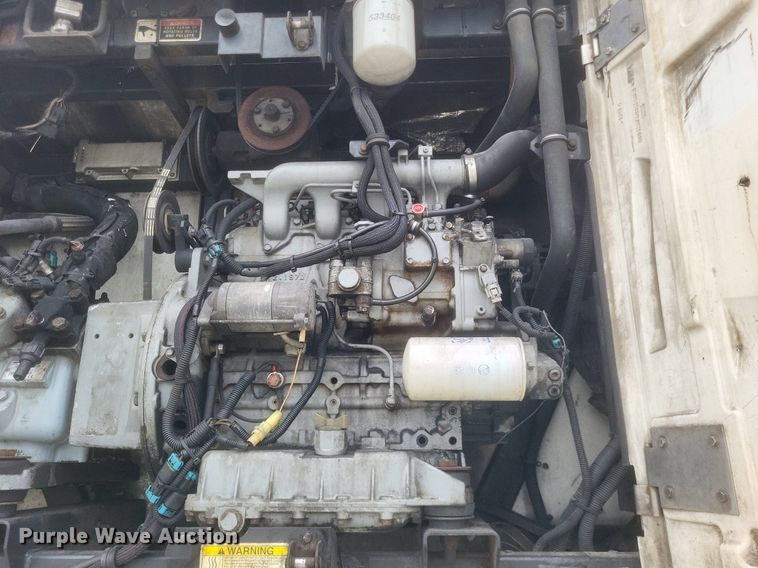 image for item DO4843 2008 Utility  3000R refrigerated van trailer