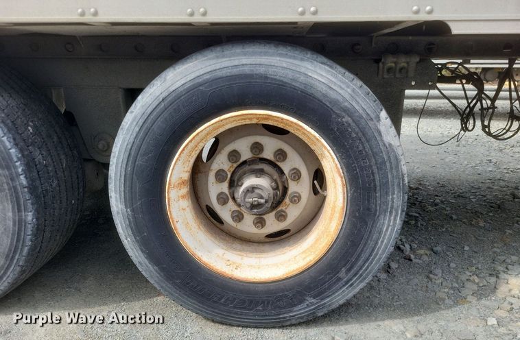 image for item DO4843 2008 Utility  3000R refrigerated van trailer