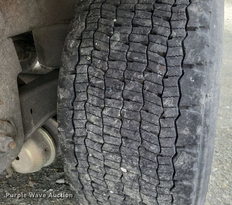 image for item DO4843 2008 Utility  3000R refrigerated van trailer